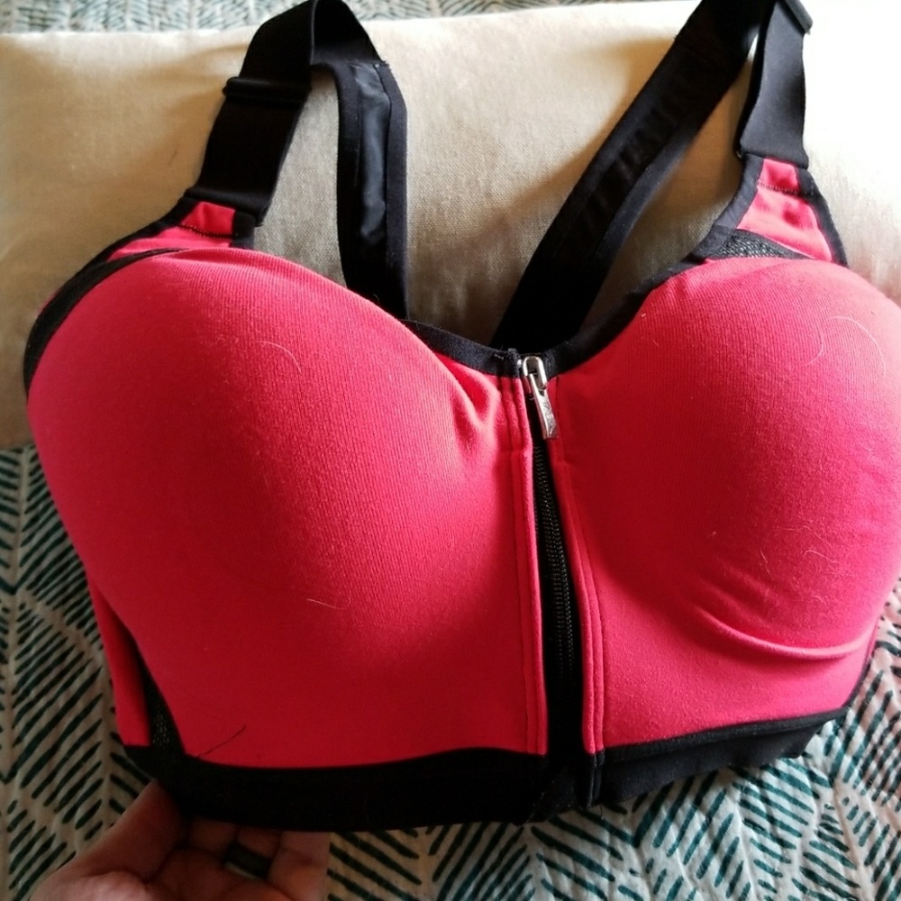 Victoria's Secret Sports Bra 34DDD